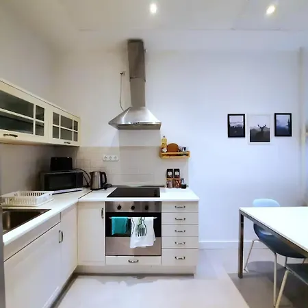 Charming In Core Boedapest