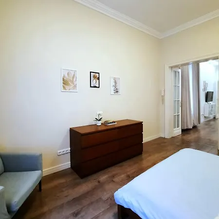 Charming In Core Budapest