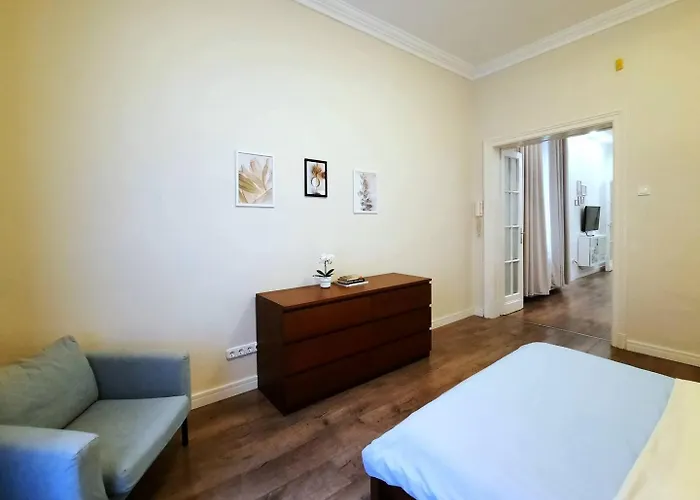 Charming In Core Budapesta